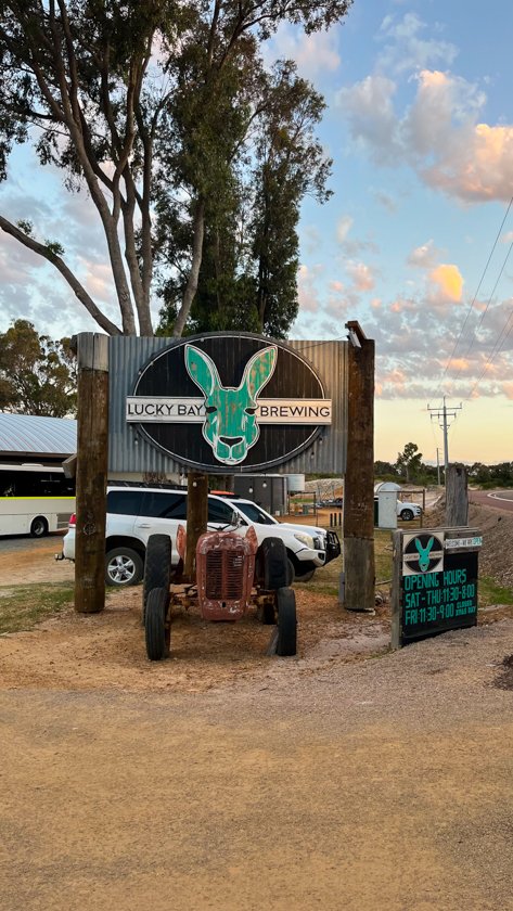 LUCKY BAY BREWING ESPERANCE