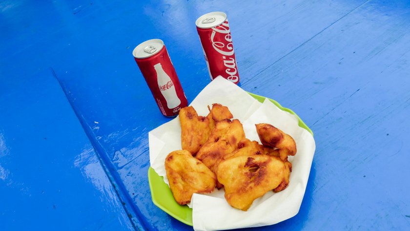 Snack de platano y coca cola