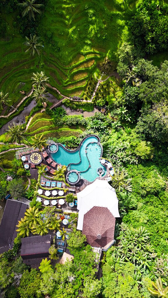 Ruta por Bali – Vista aérea del restaurante Cretya Ubud con los arrozales de Tegallalang