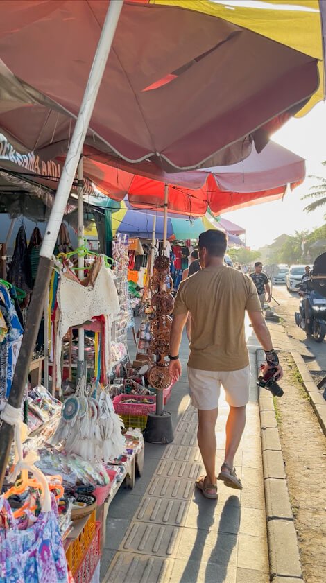 itinerario de viaje a Bali 7 días – Paseo por el mercado tradicional de Ubud